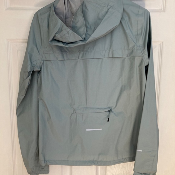 North Face Shell Waterproof Ice Blue Never Worn XS - Picture 4 of 7